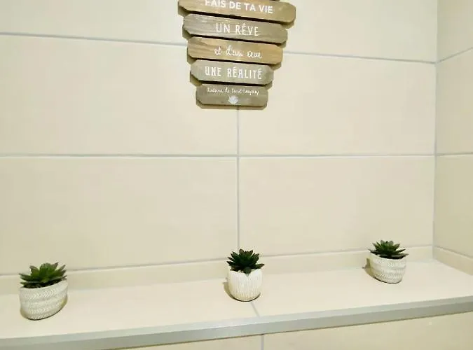 L'escale Cevenole - Terrasse Et Clim * Nîmes